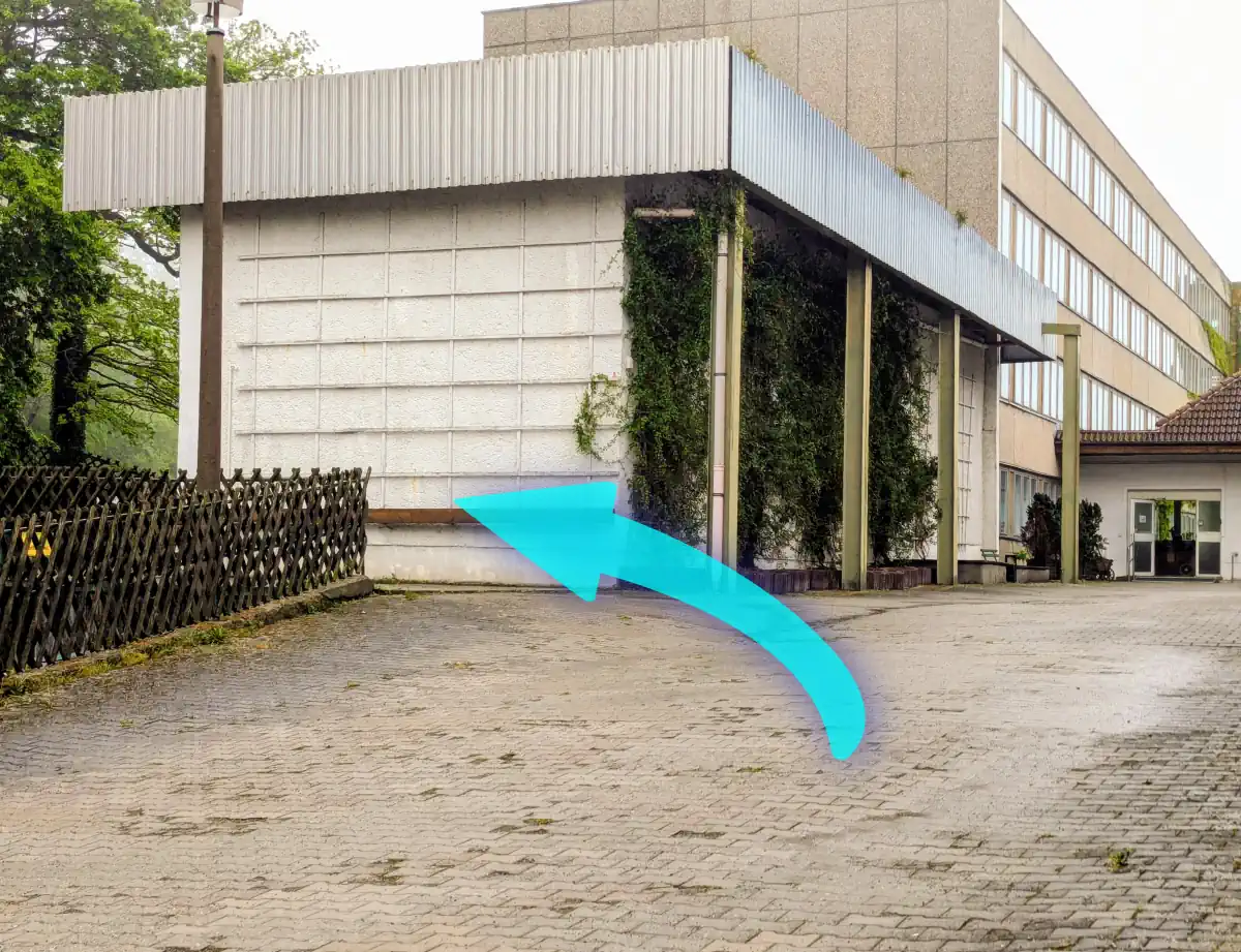 motorradparkplaetze.webp